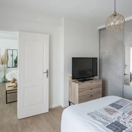 Appartement T2 Proche Centre Ville Istres Exterior foto